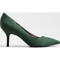 Klasyczne szpilki z imitacji zamszu - Turkusowy. Niebieskie szpilki Mohito, klasyczne. Za 139,99 zł.