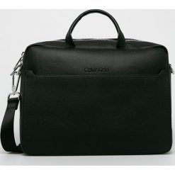 Calvin Klein - Torba. Czarne torby męskie skórzane Calvin Klein, w paski, ze skóry ekologicznej. Za 679,90 zł.