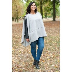Szare asymetryczne bardzo ciepłe ponczo OVERSIZE PLUS SIZE. Szare poncza damskie Moda Size Plus Iwanek, s, bez wzorów, z poliesteru. Za 129,00 zł.