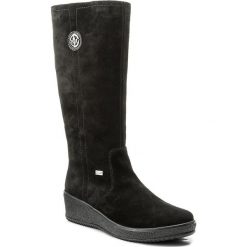 Kozaki RIEKER - Y4470-00 Black 1. Czarne kozaki damskie Rieker, z wełny, przed kolano, na wysokim obcasie, bez zapięcia. Za 359,00 zł.