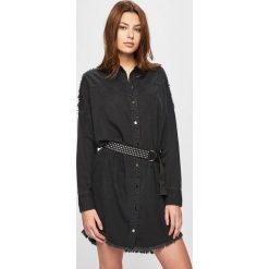 Guess Jeans - Sukienka. Czarne sukienki damskie Guess Jeans, na co dzień, s, w paski, z bawełny, casualowe, bez kołnierzyka, z długim rękawem, długie, maxi, proste. Za 549,90 zł.