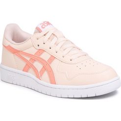 Sneakersy ASICS - Japan S Gs 1194A076 Cozy Pink/Guava 700. Różowe półbuty damskie Asics, bez wzorów, ze skóry ekologicznej, bez obcasa, na płaskiej podeszwie, bez zapięcia. Za 209,00 zł.