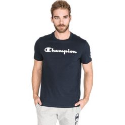 Champion Koszulka Niebieski. Niebieskie podkoszulki męskie Champion, m, z nadrukiem, z bawełny, z krótkim rękawem. Za 111,95 zł.