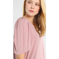 T-shirty damskie: Noa Noa BASIC Tshirt z nadrukiem woodrose