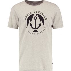 T-shirty męskie z nadrukiem: Makia HARBOUR Tshirt z nadrukiem sage