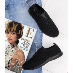 Buty sportowe damskie N/M BO-2 Czarne. Czarne buty sportowe damskie N/M, bez wzorów, z materiału, sportowe. Za 49,00 zł.