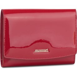 Duży Portfel Damski MONNARI - PUR0231-005 Red. Czerwone portfele damskie Monnari, bez wzorów, ze skóry. W wyprzedaży za 149,00 zł.