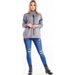 Sweter z golfem szary. Szare golfy damskie N/A, m, bez wzorów, z poliesteru, bez rękawów. Za 161,93 zł.