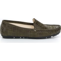 Mokasyny damskie - skóra naturalna - model 001 – kolor oliwka kratka. Szare mokasyny damskie Zapato, do pracy, na lato, w kratkę, z jeansu, klasyczne, na niskim obcasie, na płaskiej podeszwie, bez zapięcia. Za 310,00 zł.
