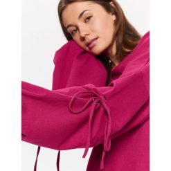 Bluzy damskie: BLUZA DAMSKA Z BUFIASTYMI RĘKAWAMI, LUŹNA