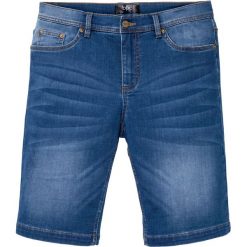 Bermudy dżinsowe "power-stretch" w wygodnym fasonie bonprix jasnoniebieski "used". Fioletowe jeansy męskie bonprix, m, bez wzorów, z jeansu. Za 99,99 zł.