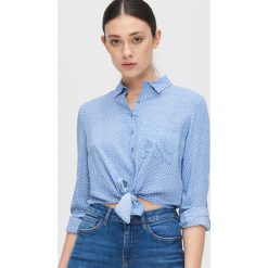 Bluzka z wiązaniem - Niebieski. Niebieskie bluzki damskie Cropp, s, bez wzorów, bez kołnierzyka, bez rękawów. Za 59,99 zł.