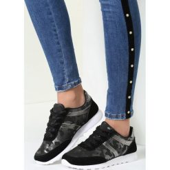 Czarne Buty Sportowe Whatever Happens. Czarne buty sportowe damskie marki vices, bez wzorów, sportowe. Za 69,99 zł.