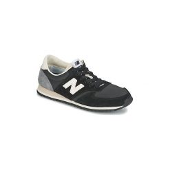 Buty New Balance U420. Czarne trampki męskie marki New Balance, bez wzorów, bez zapięcia. Za 335,20 zł.