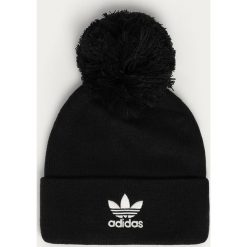 Adidas Originals - Czapka. Czarne czapki damskie adidas Originals, z aplikacjami, z dzianiny. Za 89,90 zł.