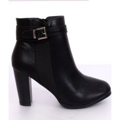 Botki na obcasie czarne F815-2 Black. Czarne botki damskie ButyModne, ze skóry ekologicznej, eleganckie, bez obcasa, na obcasie, na zamek. W wyprzedaży za 109,00 zł.