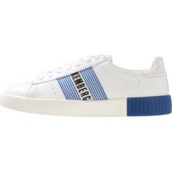 Tenisówki męskie: Bikkembergs Tenisówki i Trampki white/bluette