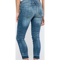 G-Star Raw - Jeansy Lynn. Niebieskie jeansy damskie marki G-Star RAW, z elastanu. W wyprzedaży za 449,90 zł.