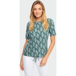 Elegancka bluzka. Bluzki damskie Greenpoint, bez wzorów, z wiskozy, eleganckie, bez kołnierzyka, bez rękawów. Za 39,99 zł.