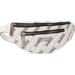 Saszetka nerka GUESS - Ronnie (GY) mini HWGY74 45800 WHI. Białe nerki damskie Guess, z aplikacjami, ze skóry ekologicznej, młodzieżowe, bez dodatków. W wyprzedaży za 319,00 zł.