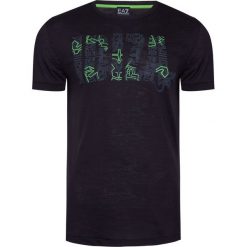 T-shirt EMPORIO ARMANI EA7 Czarny. Czarne t-shirty męskie marki EA7 Emporio Armani, z nadrukiem, z okrągłym kołnierzem. Za 170,00 zł.