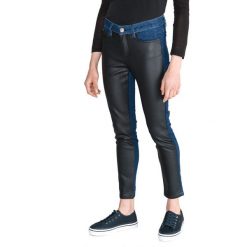 TWINSET Dżinsy Czarny Niebieski. Niebieskie jeansy damskie Twinset, bez wzorów, z elastanu. Za 774,95 zł.