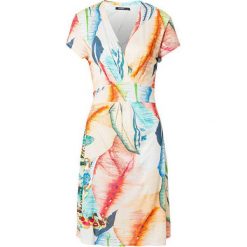 Desigual Kamizelka damska Sukienka Luana Tutti Fruti 19SWVK81 9019 (rozmiar XS). Kamizelki damskie Desigual, xs, bez wzorów, bez kaptura. W wyprzedaży za 188,00 zł.