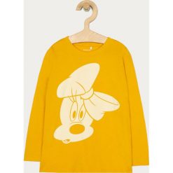 Name it - Longsleeve dziecięcy 92-128 cm. Bluzki dziewczęce Name it, z nadrukiem, z bawełny, z okrągłym kołnierzem, z długim rękawem, długie, bez kaptura. Za 49,90 zł.