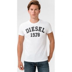 Diesel Ehm Koszulka Biały. Białe podkoszulki męskie Diesel, xl, bez wzorów, z bawełny, bez kołnierzyka, z krótkim rękawem, krótkie. Za 188,95 zł.