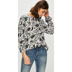 Medicine - Bluzka Vintage Revival. Białe bluzki damskie marki MEDICINE, s, bez wzorów, z wiskozy, casualowe, z okrągłym kołnierzem, bez rękawów. Za 49,90 zł.