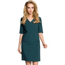 ARIA Sukienka dwie kieszenie - zielona. Zielone sukienki mini marki Moe, na co dzień, z tkaniny, z dekoltem w serek, z krótkim rękawem, proste. Za 139,99 zł.