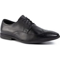 Półbuty CLARKS - Bampton Wing 261452927 Black Leather. Czarne buty wizytowe męskie Clarks, ze skóry ekologicznej, bez zapięcia. W wyprzedaży za 239,00 zł.