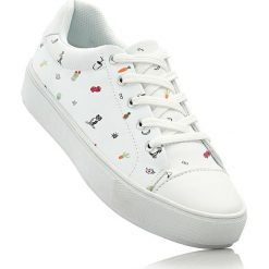 Sneakersy bonprix biały z nadrukiem. Białe sneakersy damskie bonprix, z nadrukiem, sportowe. Za 54,99 zł.
