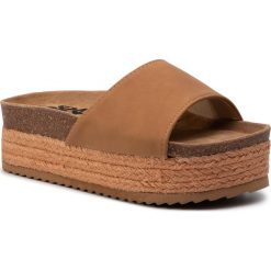 Espadryle REFRESH - 69727 Camel. Pomarańczowe espadryle damskie Refresh, bez wzorów, ze skóry ekologicznej, bez obcasa. W wyprzedaży za 139,00 zł.