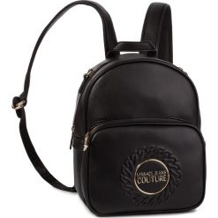 Plecak VERSACE JEANS COUTURE - E1VUBBA6 40293 899. Czarne plecaki damskie Versace Jeans Couture, bez wzorów, z jeansu, eleganckie. Za 769,00 zł.