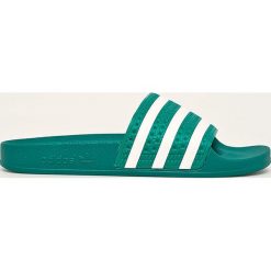 Adidas Originals - Klapki Adilette. Klapki damskie adidas Originals, bez wzorów, z gumy, bez obcasa, na obcasie. Za 149,90 zł.