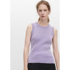 Dzianinowy top -. Topy damskie Reserved, s, bez wzorów, z dzianiny, bez kołnierzyka. Za 139,99 zł.