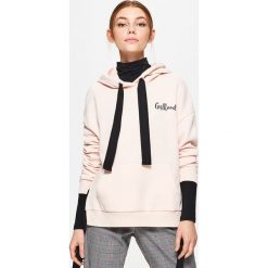Bluzy damskie: Bluza z taśmami - Kremowy