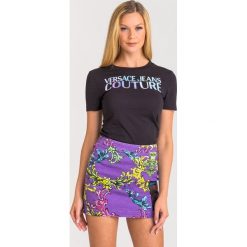 T-SHIRT Versace Jeans Couture. Czarne t-shirty damskie Versace Jeans Couture, xs, bez wzorów, z jeansu, z okrągłym kołnierzem. Za 235,95 zł.