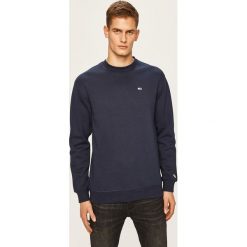 Tommy Jeans - Bluza DM0DM04469. Niebieskie bluzy męskie Tommy Jeans, xl, bez wzorów, z elastanu, z okrągłym kołnierzem, bez rękawów, bez kaptura. Za 359,90 zł.