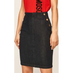 Guess Jeans - Spódnica. Niebieskie spódniczki damskie Guess Jeans, na co dzień, z haftami, z bawełny, casualowe, mini, ołówkowe. Za 419,90 zł.