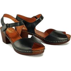 MANITU 910998-1 schwarz, sandały damskie. Sandały damskie Manitu, bez wzorów, ze skóry, bez obcasa, na obcasie, bez zapięcia. Za 219,90 zł.