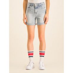 Szorty jeansowe TOMMY HILFIGER WW0WW25107. Niebieskie szorty damskie TOMMY HILFIGER, bez wzorów, z elastanu. W wyprzedaży za 229,00 zł.