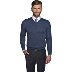 Sweter valero w serek niebieski. Niebieskie swetry męskie marki Recman, m, bez wzorów, z dekoltem w serek, bez kaptura. Za 79,99 zł.