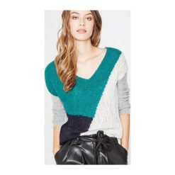 Sweter z domieszką wełny. Szare swetry oversize damskie marki Promod, z dzianiny. Za 84,50 zł.