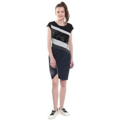 Desigual Kamizelka Damska Candela Navy 18wwvkav 5000 (Rozmiar M). Niebieskie kamizelki damskie Desigual, m, bez wzorów, bez kaptura. W wyprzedaży za 209,00 zł.