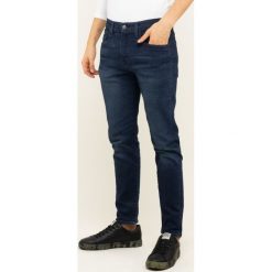 Jeansy Slim Fit Levi's 512™ 28833-0406. Niebieskie jeansy męskie Levi's®, s, bez wzorów. W wyprzedaży za 339,00 zł.