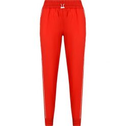 Spodnie dresowe Patrizia Pepe 2P1145/A3MG-R626. Czerwone spodnie damskie Patrizia Pepe, z dresówki. W wyprzedaży za 429,00 zł.