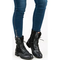 MODNE WORKERY. Czarne botki damskie marki Kayla. Za 69,00 zł.