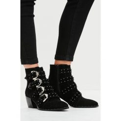 Buty zimowe damskie: Missguided - Botki